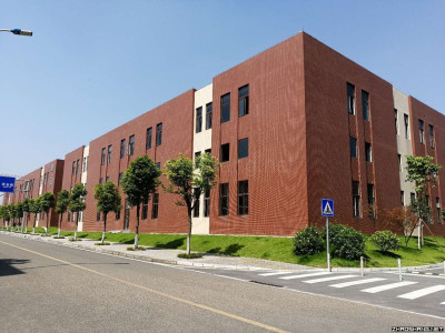 主城厂房租售，800至6000平，独栋大赠送