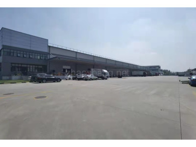 通州区厂房出租一层厂房，8米高，生产组装客户来，手续齐全可办理注册及环评手续
