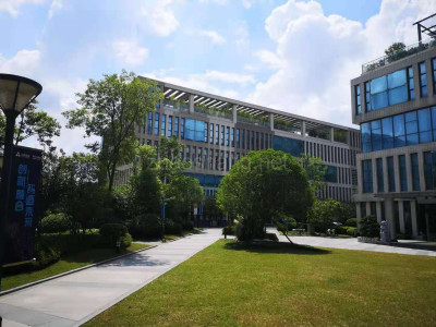 南京市江北新区300平写字楼租售，可分租，精装