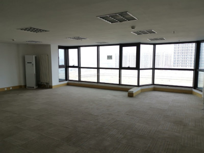 北京通州区79平米办公楼出租 loft 带装修 有家具