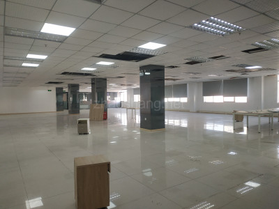 深大地铁口 1000平办公厂房 可上下水，实验室，办公研发电商