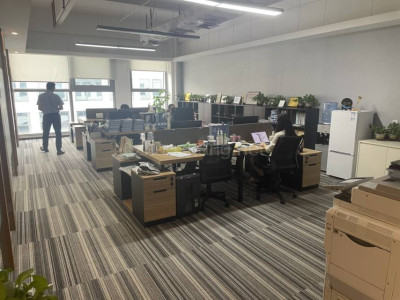 广州黄埔区200平米写字楼出租 精装修 交通便利 价格面议 优惠大促