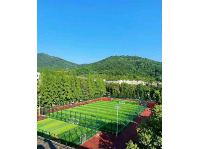 南京玄武区100平米写字楼出租 精装修 带家具 临地铁 有隔断