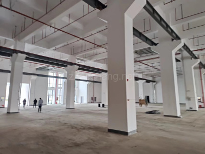 南昌市新建区望城  50000㎡，可分租，价格便宜，交通便捷，高速出口旁