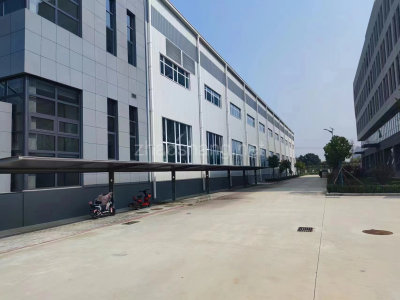 北辰区3万平米丙类厂房带高台，0.4元/天/平米