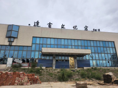 新宾满族自治县厂房出租抚顺市章党5000平方米厂房出租，紧邻高速路口，交通便利